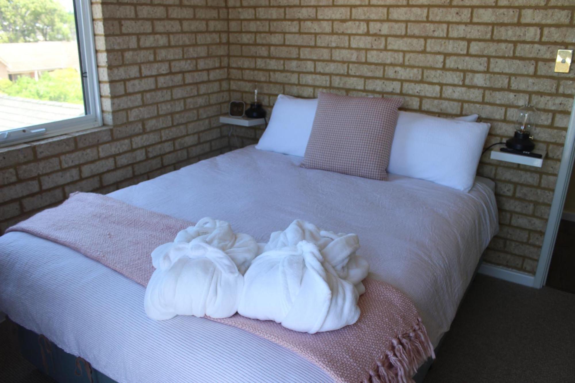Baywatch Retreat Augusta Motel Екстериор снимка